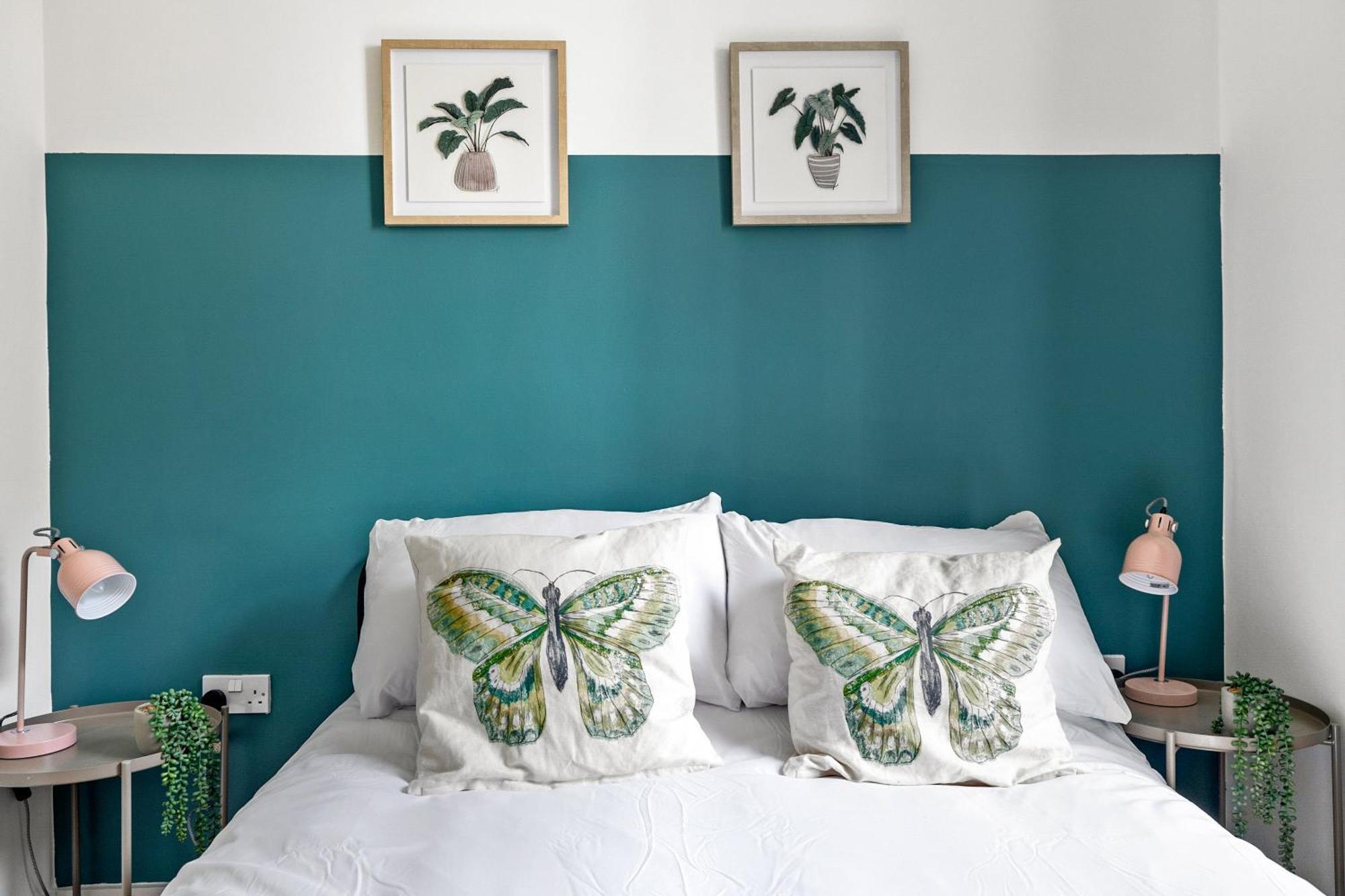 Spacious House By Quay - Sleeps 7 - Free Parking Plymouth Exteriör bild